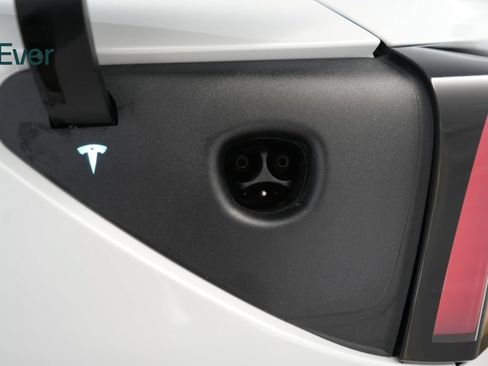 Used 2026 Tesla Model 3 Performance AWD/4WD image 10