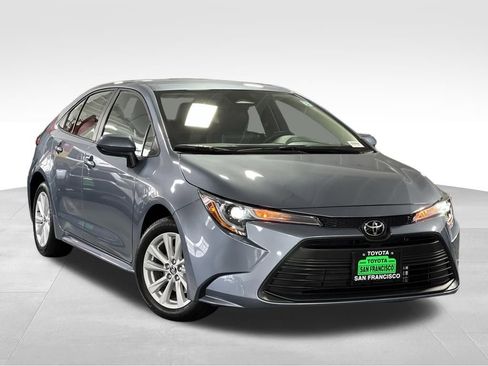 Used 2026 Toyota Corolla LE w/ LE Premium Package FWD image 7