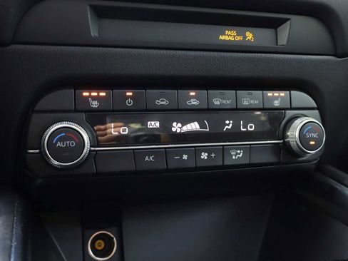 Used 2024 Land Rover Range Rover Velar S AWD/4WD image 15