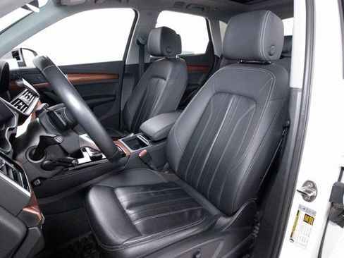 Used 2022 Audi Q5 2.0T Premium Plus image 23