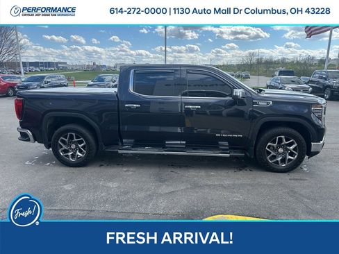 Used 2022 GMC Sierra 1500 SLT w/ SLT Premium Plus Package image 3