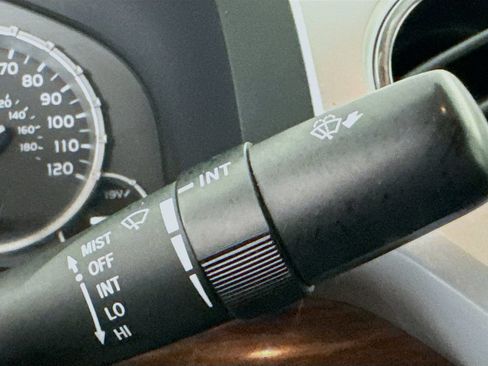 Used 2016 Toyota Tundra Limited AWD/4WD image 14