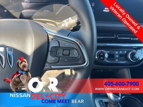 Used 2025 Buick Envista Sport Touring image 16