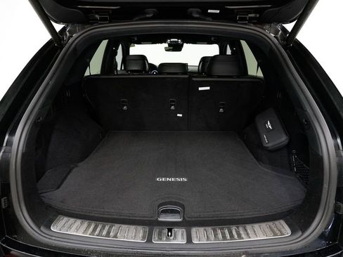 Used 2025 Genesis GV70 3.5T Sport w/ Sport Prestige Package image 37