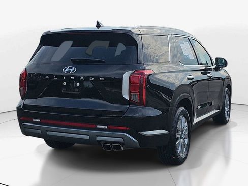 Used 2025 Hyundai Palisade SEL FWD image 6
