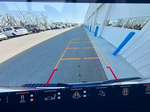 Certified 2025 GMC Sierra 2500 AT4 w/ AT4 Premium Plus Package image 17