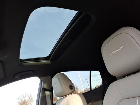 Certified 2024 Buick Envista Avenir image 15