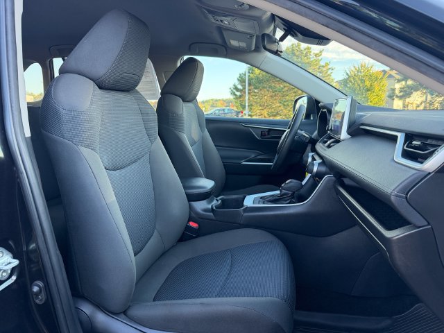 Certified 2023 Toyota RAV4 LE FWD image 18