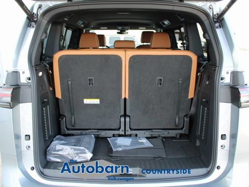 New 2025 Volkswagen ID. Buzz Pro S RWD image 20