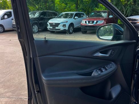 Used 2020 Buick Encore GX Preferred FWD image 29