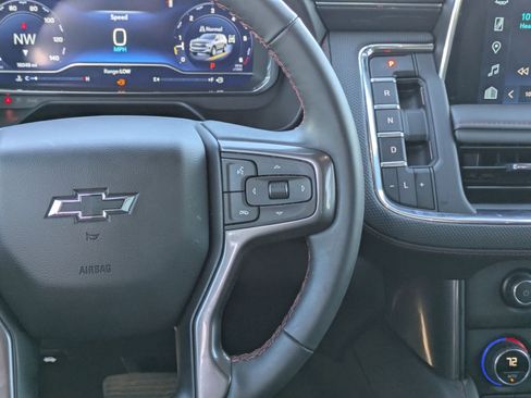 Used 2024 Chevrolet Suburban RST w/ Luxury Package image 21