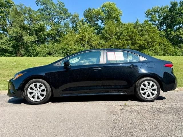 Certified 2026 Toyota Corolla LE FWD image 3