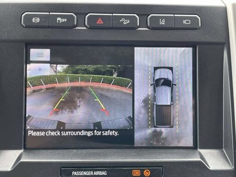 Used 2020 Ford F250 Platinum w/ FX4 Off-Road Package AWD/4WD image 22