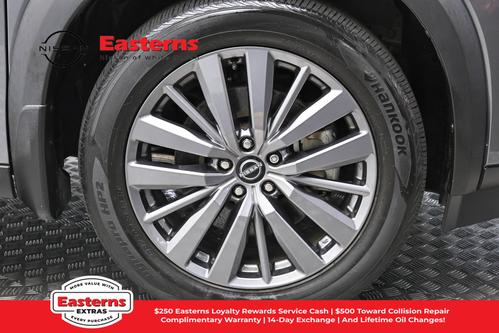 Used 2024 Nissan Pathfinder SL w/ SL Premium Package AWD/4WD image 30