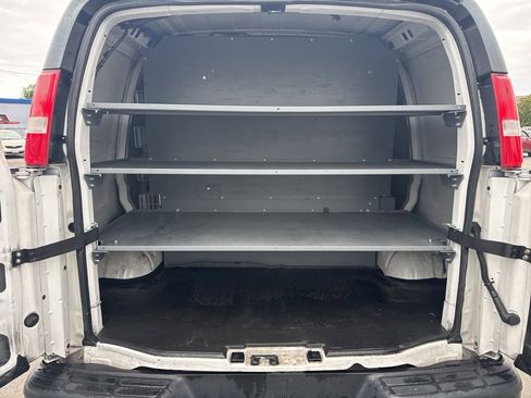 Used 2020 Chevrolet Express 2500 RWD image 5