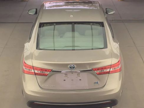 Used 2015 Toyota Avalon XLE Touring image 3