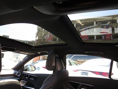 Used 2025 Mercedes-Benz C 300 4MATIC Sedan image 23