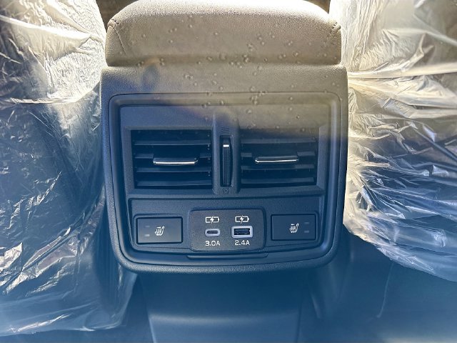New 2026 Subaru Outback Limited AWD/4WD image 19