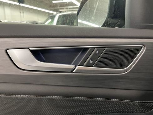 New 2026 Volkswagen Atlas Cross Sport SE AWD/4WD image 29