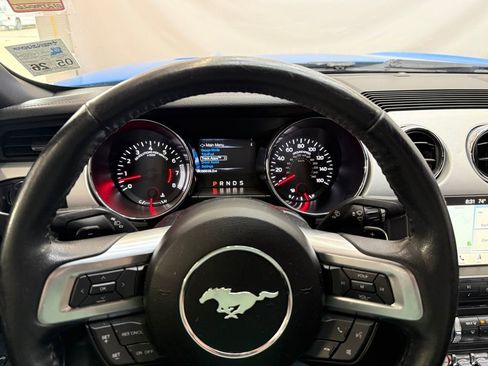 Used 2017 Ford Mustang GT Premium w/ Equipment Group 401A image 8