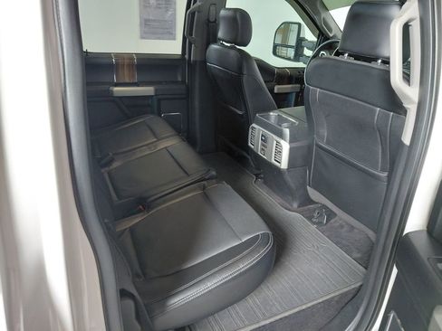 Used 2016 Ford F150 Lariat w/ Equipment Group 502A Luxury image 14