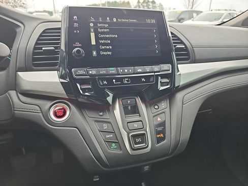 Certified 2024 Honda Odyssey Sport image 23