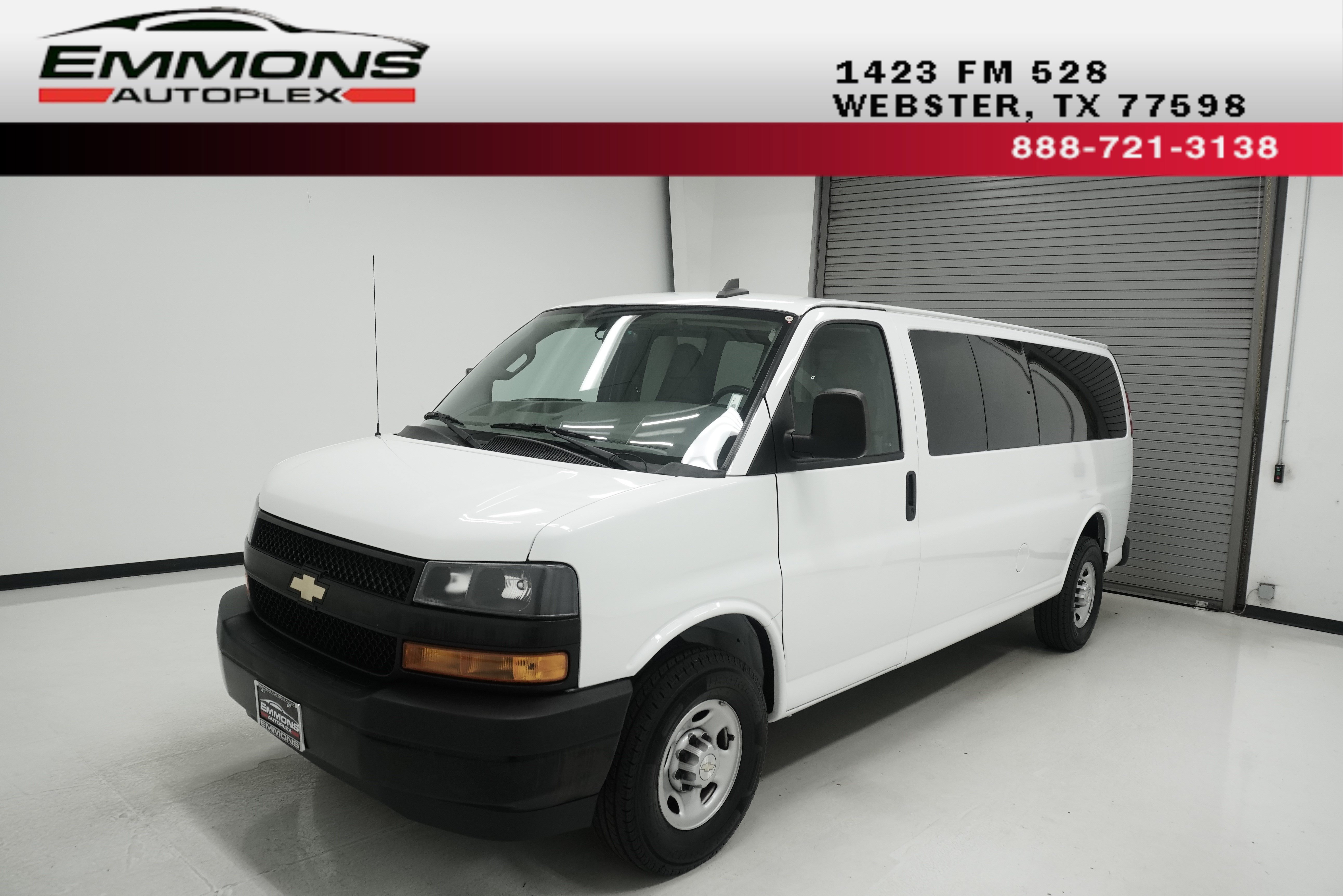 Used 2022 Chevrolet Express 3500 LS RWD image 1