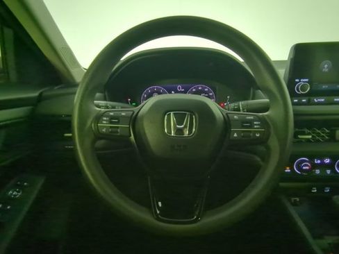 Used 2024 Honda Accord EX image 25