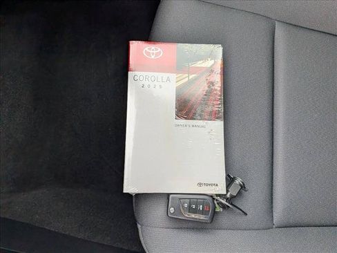 Certified 2025 Toyota Corolla LE FWD image 22