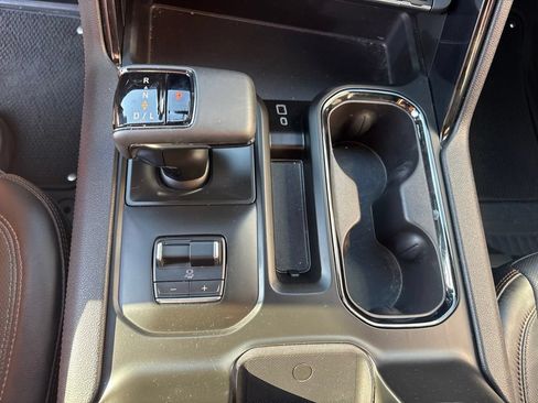 Used 2025 GMC Sierra 1500 AT4 AWD/4WD image 16