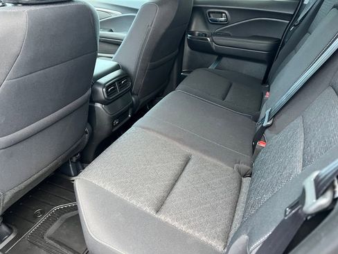 Used 2024 Honda Ridgeline Sport image 11