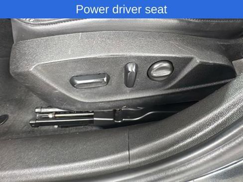 Used 2015 Chevrolet Malibu LT image 11