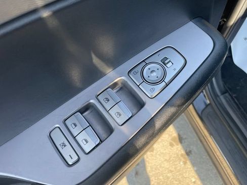 Used 2022 Hyundai Palisade SE FWD image 21