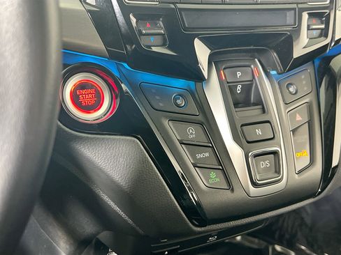 Used 2023 Honda Odyssey Touring image 17