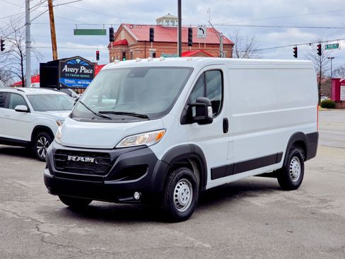 Used 2024 RAM ProMaster 3500 w/ Convenience Group image 7