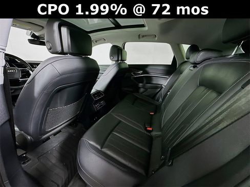 Used 2023 Audi e-tron Premium image 4