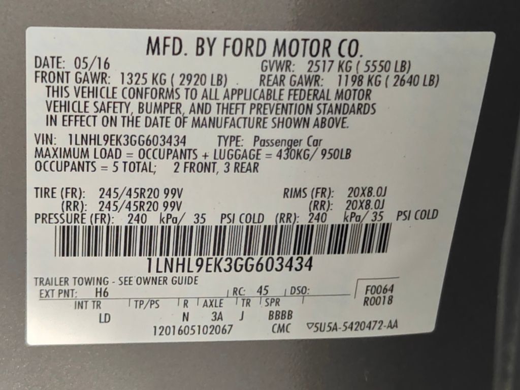 Used 2016 Lincoln MKS AWD w/ Equipment Group 101A image 60
