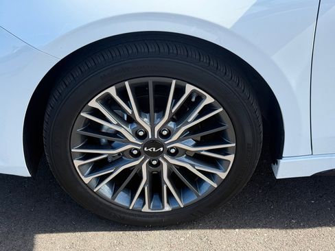 Certified 2024 Kia Forte GT-Line image 10