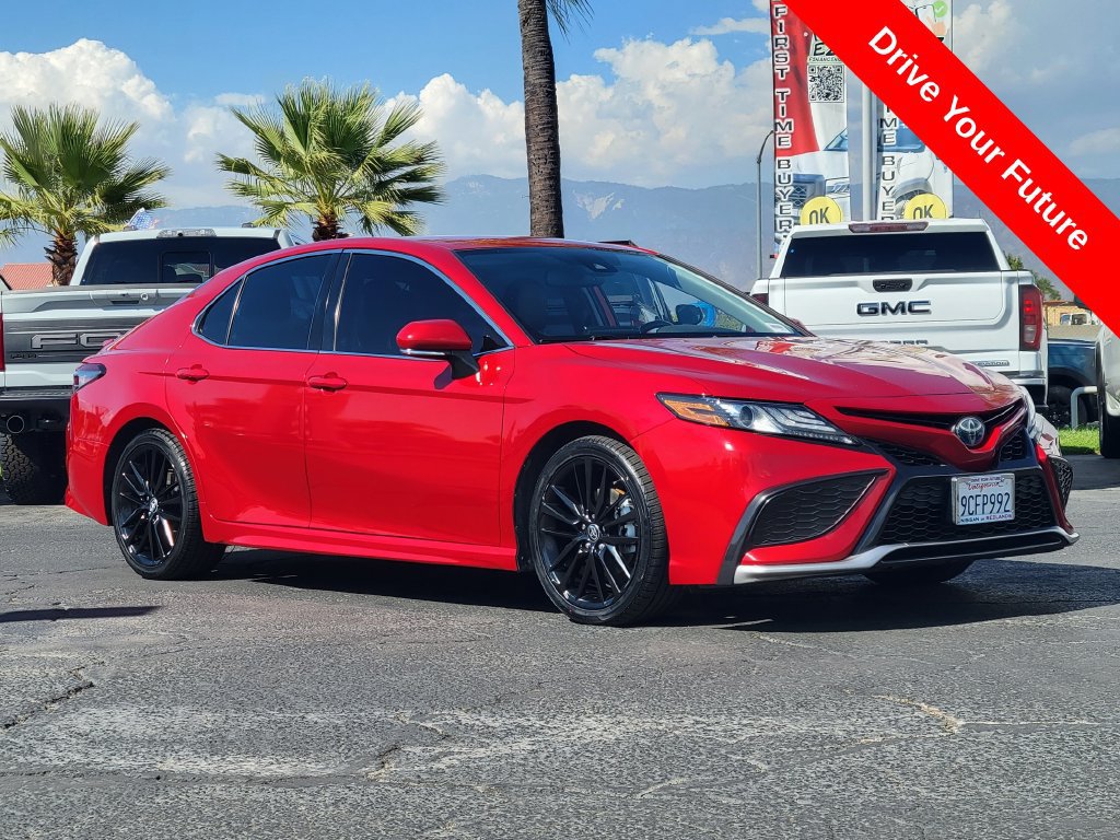 Used 2022 Toyota Camry XSE FWD image 38