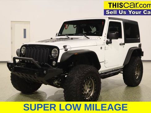 Used 2015 Jeep Wrangler Sport AWD/4WD image 4