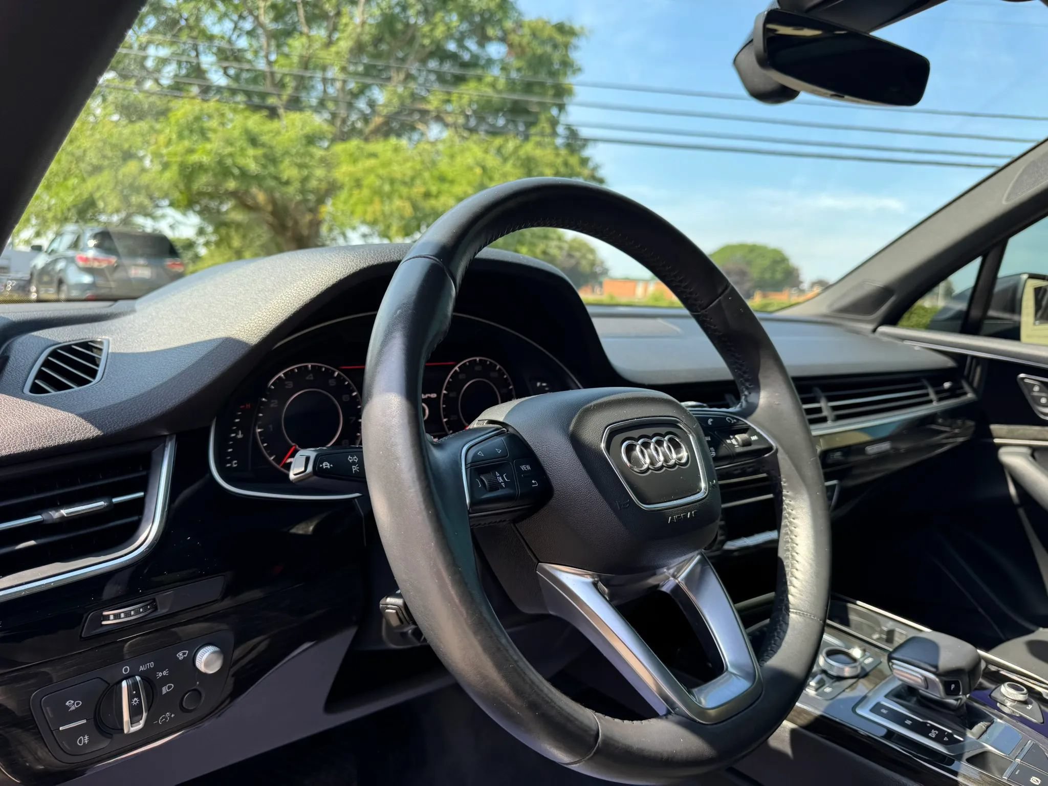 Used 2018 Audi Q7 3.0T Prestige AWD/4WD image 23