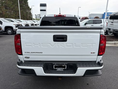 Used 2022 Chevrolet Colorado LT w/ LT Convenience Package RWD image 9