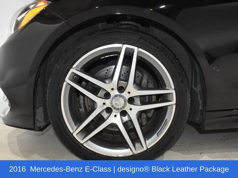 Used 2016 Mercedes-Benz E 400 4MATIC Sedan image 6