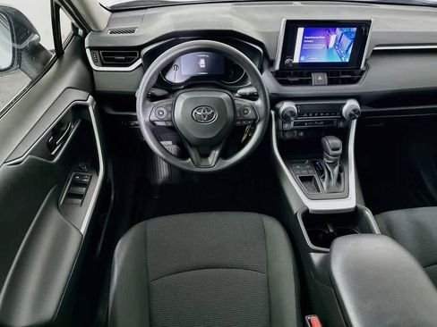 Used 2025 Toyota RAV4 LE FWD image 10