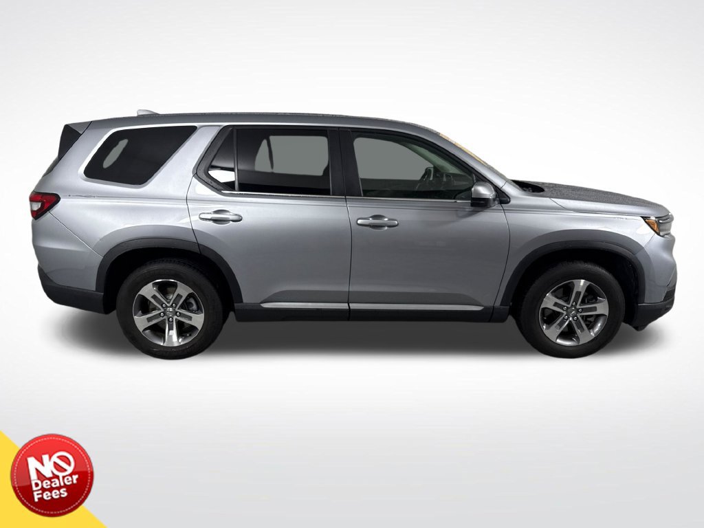 Used 2024 Honda Pilot EX-L image 2