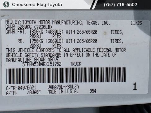 Used 2024 Toyota Tundra Limited AWD/4WD image 27