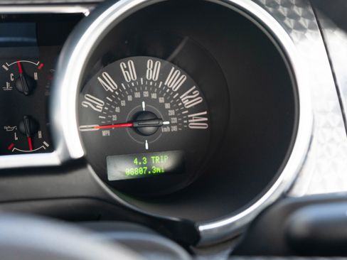 Used 2008 Ford Mustang GT Premium RWD image 15