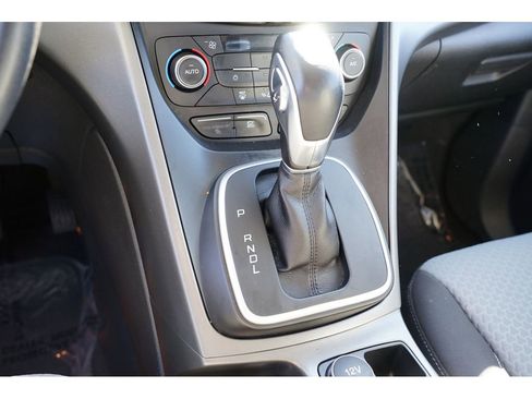 Used 2017 Ford C-MAX SE image 24