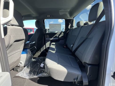 New 2025 Ford F150 Lightning XLT AWD/4WD image 24