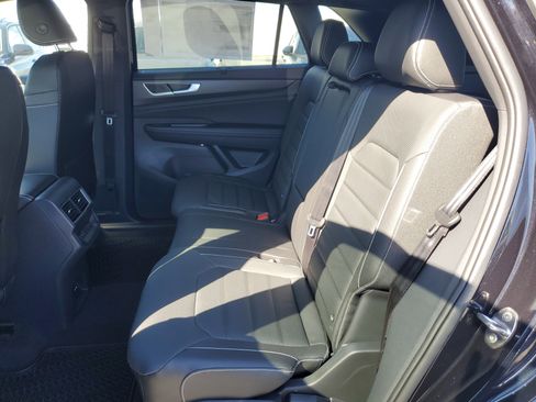 New 2026 Volkswagen Atlas Cross Sport SEL R-Line image 7